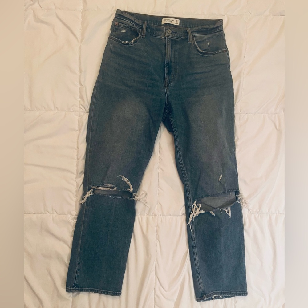 Abercrombie & Fitch Curve Love Ultra High Rise Ankle Straight Jean